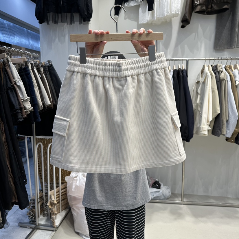 HOT PLACE東大門㊣直郵女士新品休閑推薦25秋冬短裙燈芯絨口袋HOT PLACE/DREAM GIRIS短裙