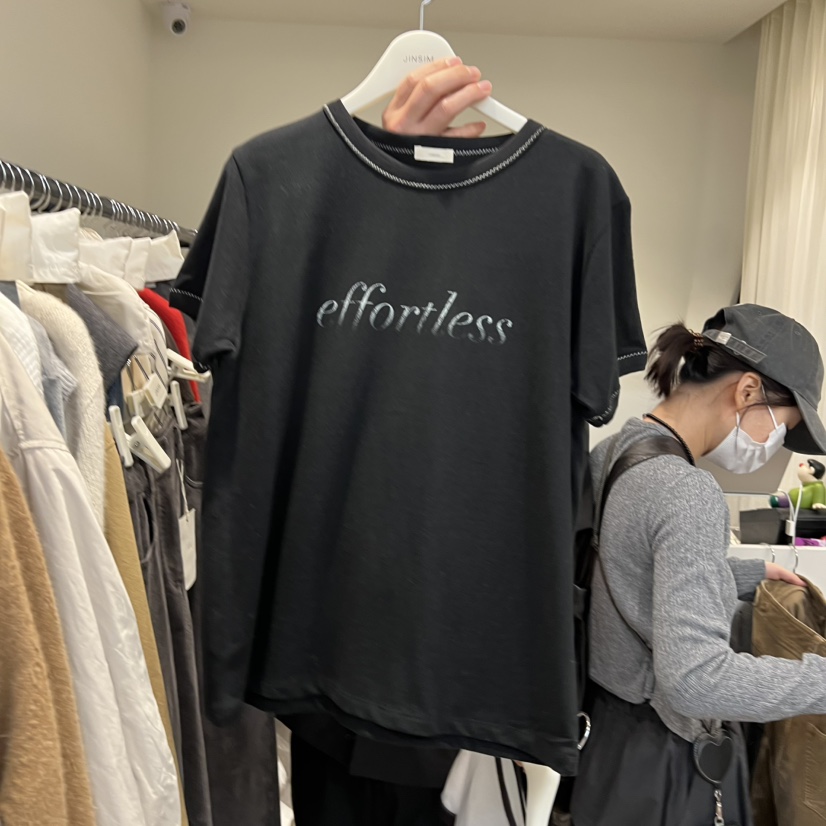JINSIM東大門㊣代購女裝新品25秋冬真品推薦熱賣人氣時尚T恤JINSIMT恤圖色2