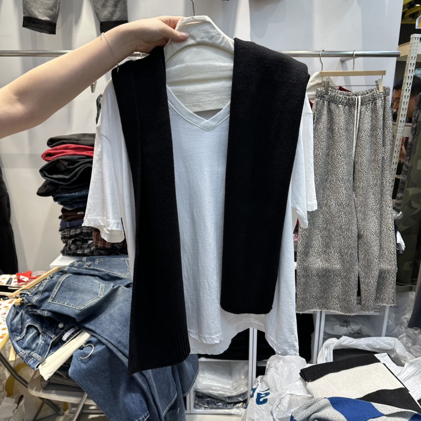 WASHBLUE東大門㊣代購女士新品推薦圍巾披肩不含內搭羊毛兜帽圍巾WASHBLUE圍巾/披肩圖色4黑色