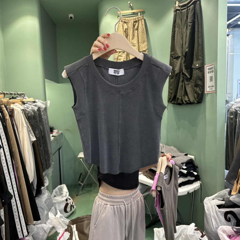 ROMANTIC NEWYORK韓國直郵㊣女裝新品真品時尚職業吊帶背心ROMANTIC NEWYORK吊帶/背心圖色2