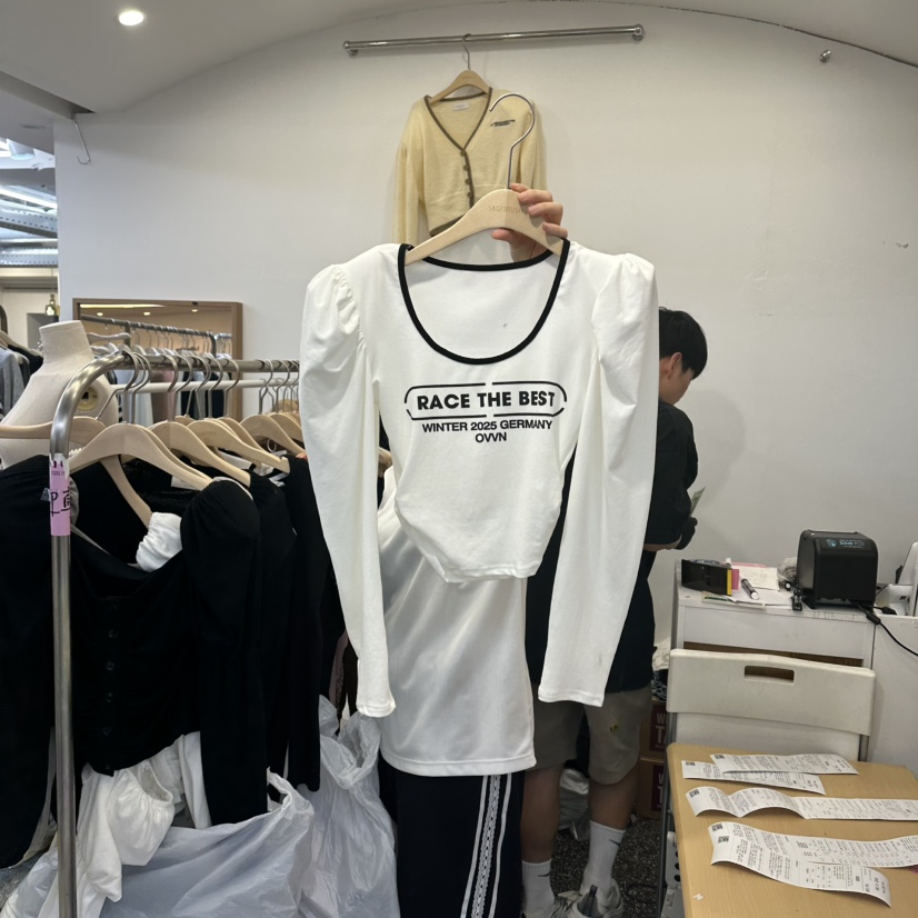 空東大門㊣直郵女裝新款時尚真品25秋冬熱賣推薦休閑長袖T恤空長袖T恤圖色1