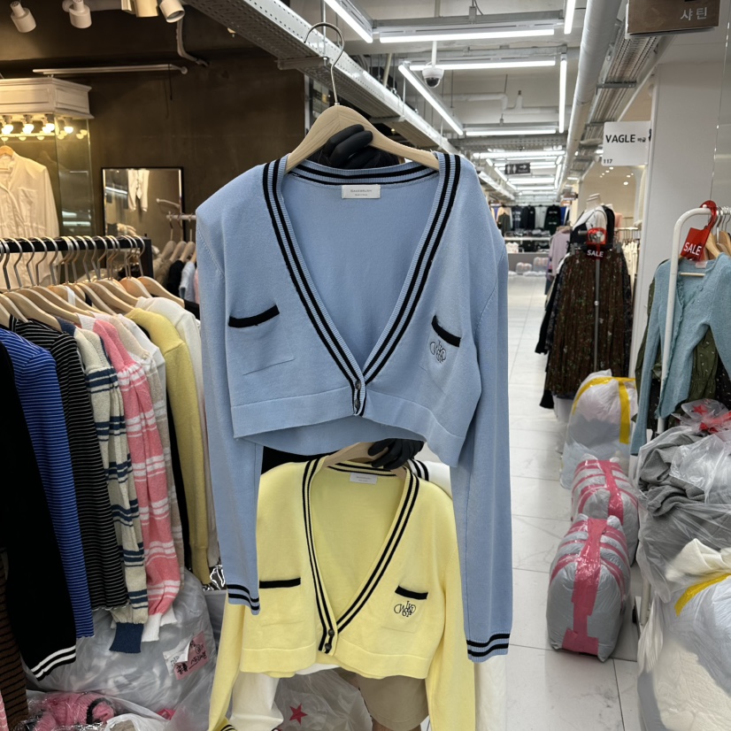 空韓國代購㊣女裝新品人氣時尚休閑熱賣職業推薦針織衫開衫空針織衫圖色2