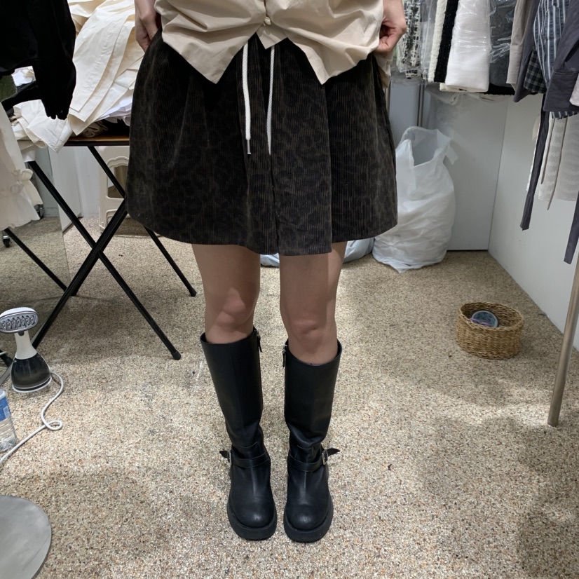 A韓國代購㊣女裝新款人氣推薦休閑熱賣時尚職業25秋冬真品短褲A STORE短褲