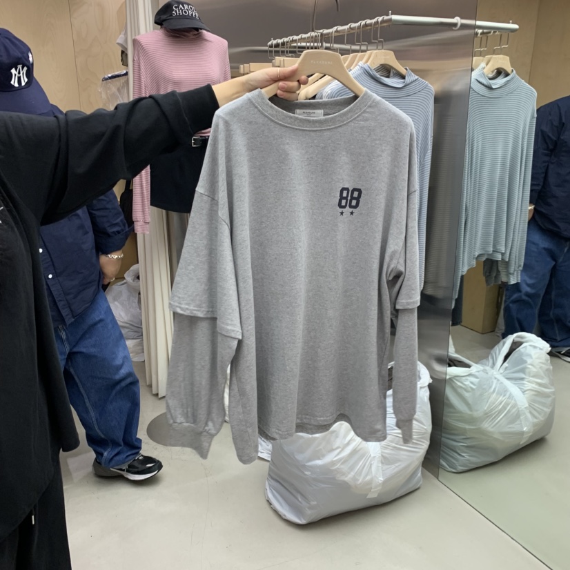 PLEASURE東大門㊣實拍女士新品推薦職業休閑長袖T恤不含項鏈PLEASURE長袖T恤圖色2
