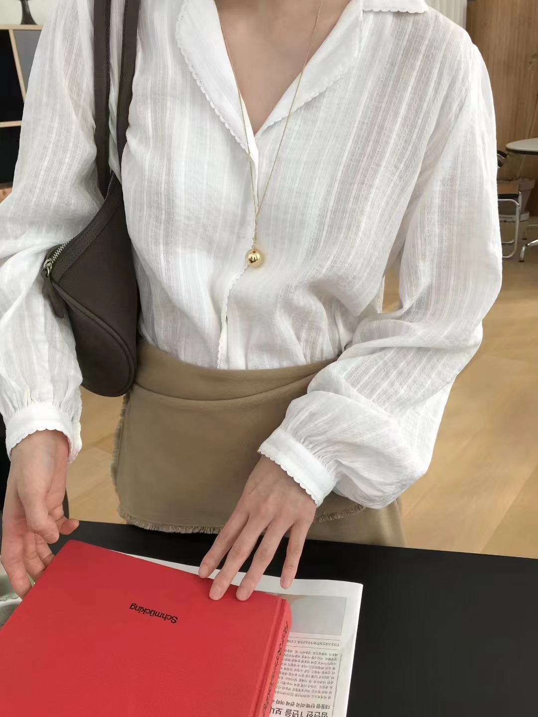 OUIR東大門㊣直郵女裝新款推薦時尚職業休閑人氣襯衫蕾絲衫OUIR襯衫/蕾絲衫