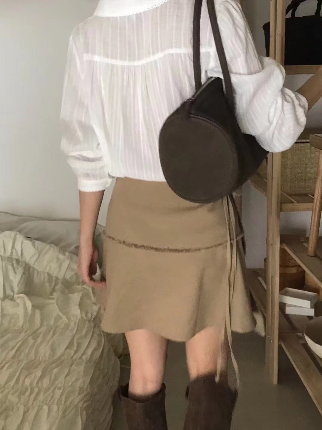 OUIR東大門㊣直郵女裝新款推薦時尚職業休閑人氣襯衫蕾絲衫OUIR襯衫/蕾絲衫