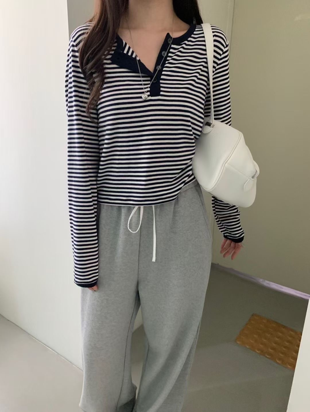 FREELOVE東大門㊣實拍女士新品職業推薦熱賣休閑長袖T恤條紋FREELOVE長袖T恤