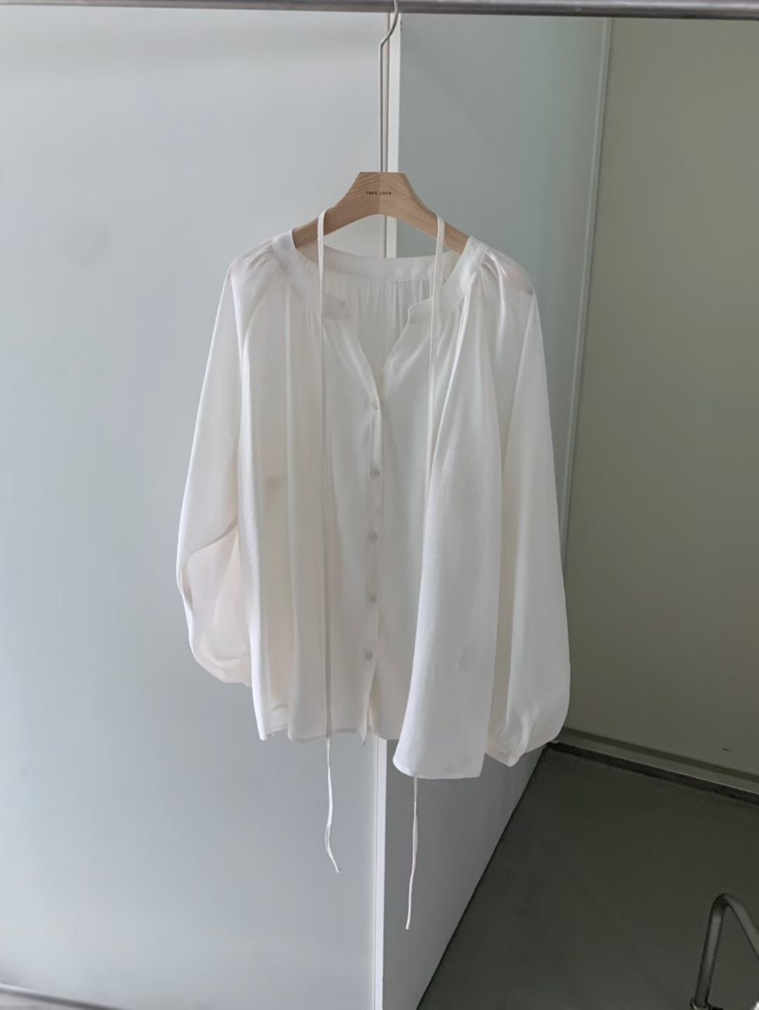 FREELOVE東大門㊣代購女士新品休閑真品職業25秋冬襯衫蕾絲衫FREELOVE襯衫/蕾絲衫圖色1