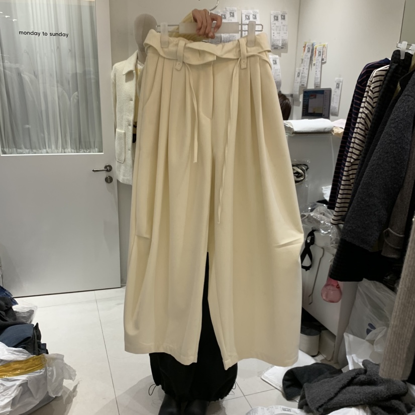 MONDAY TO SUNDAY東大門㊣代購女士新品職業休閑褲荷葉邊MONDAY TO SUNDAY休閑褲圖色2