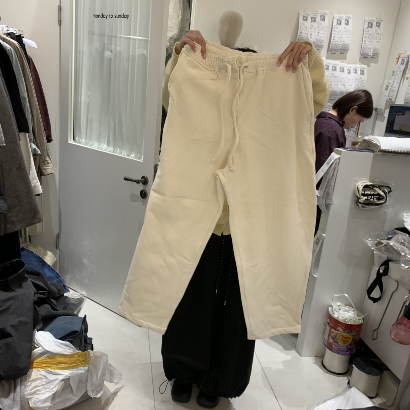 MONDAY TO SUNDAY韓國直郵㊣女士新品推薦熱賣真品休閑褲MONDAY TO SUNDAY休閑褲圖色2