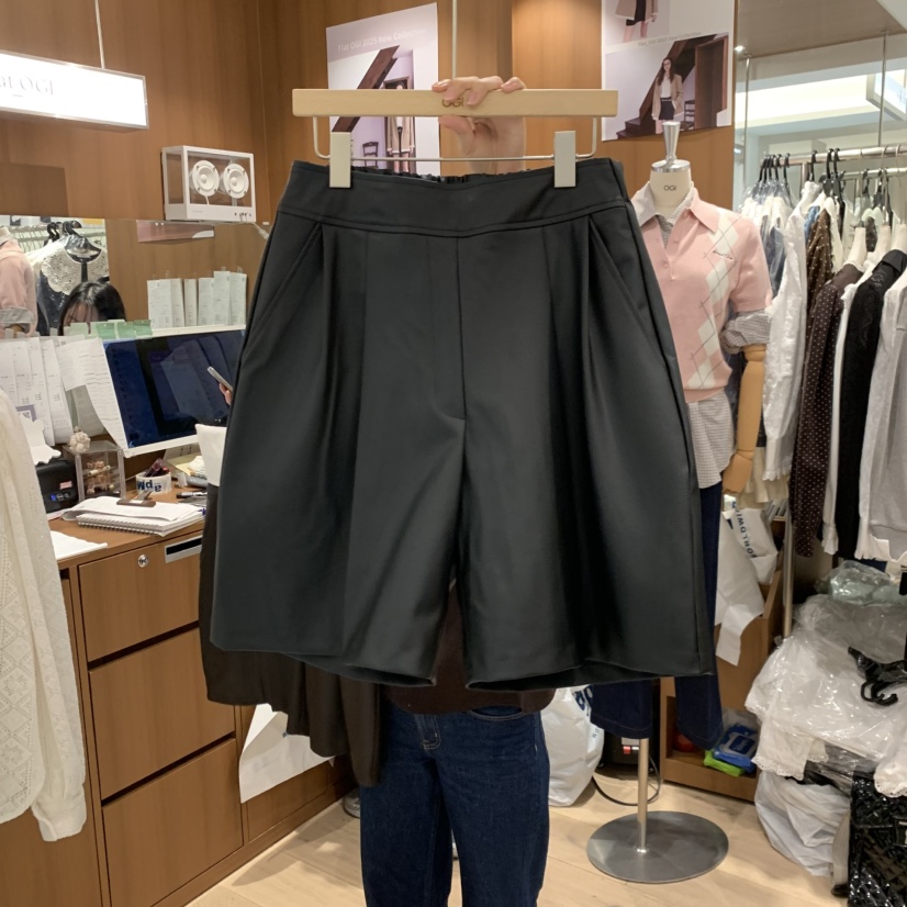 OGI東大門㊣代購女裝新款25秋冬休閑真品職業人氣熱賣時尚短褲FLat OGI短褲圖色1