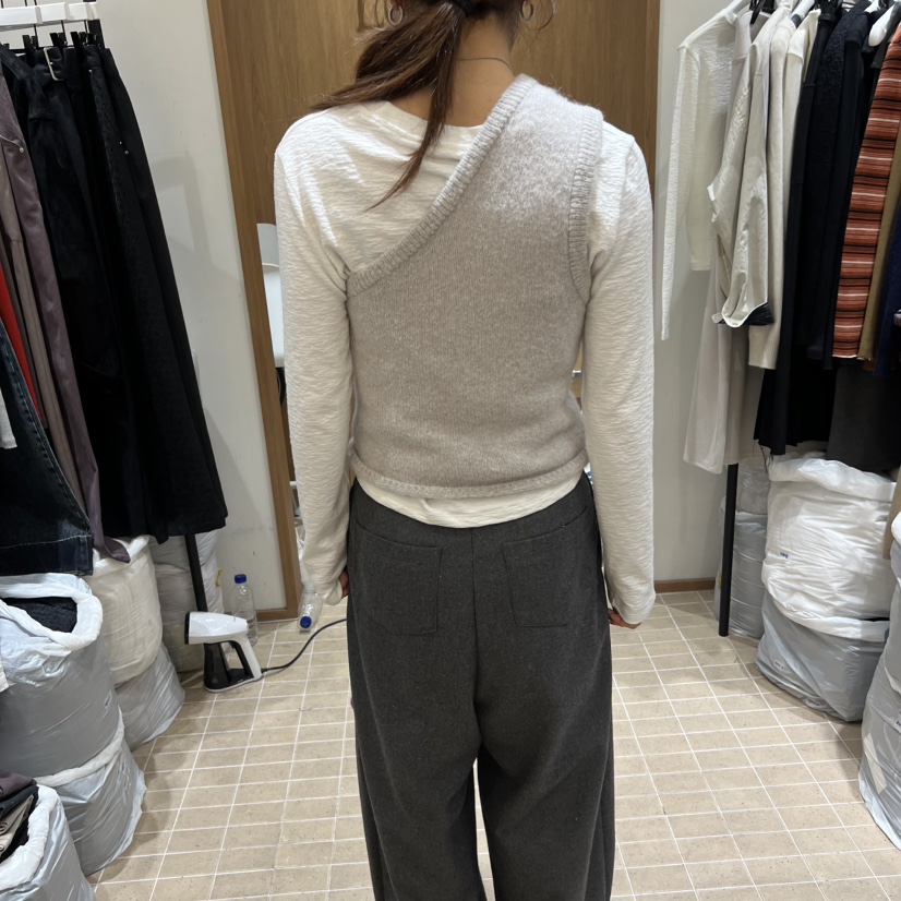 LOFN東大門㊣代購女士新品熱賣職業推薦吊帶背心不含內搭羊駝LOFN吊帶/背心