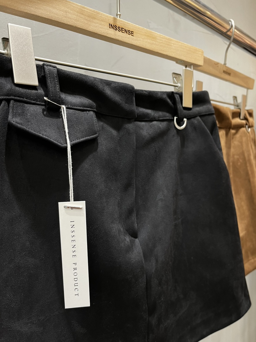 INSSENSE-A東大門㊣直郵女士新品時尚熱賣短裙不含腰帶絨面革INSSENSE-A短裙