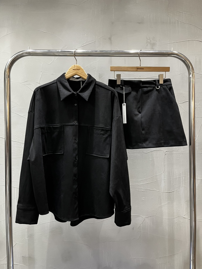 INSSENSE-A東大門㊣直郵女士新品時尚熱賣短裙不含腰帶絨面革INSSENSE-A短裙