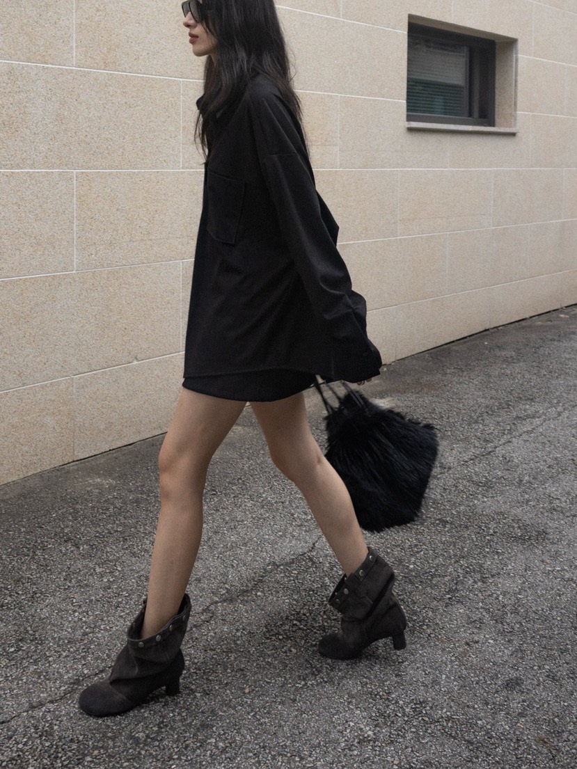 INSSENSE-A東大門㊣直郵女士新品時尚熱賣短裙不含腰帶絨面革INSSENSE-A短裙