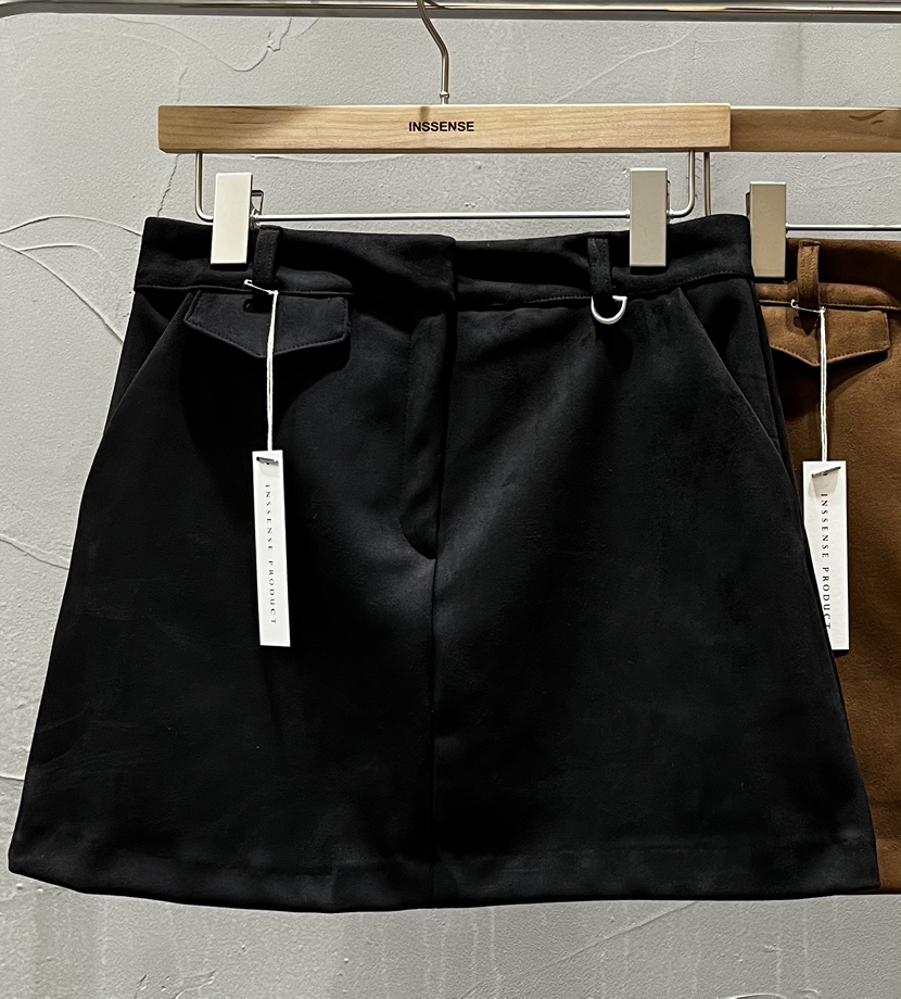 INSSENSE-A東大門㊣直郵女士新品時尚熱賣短裙不含腰帶絨面革INSSENSE-A短裙圖色1