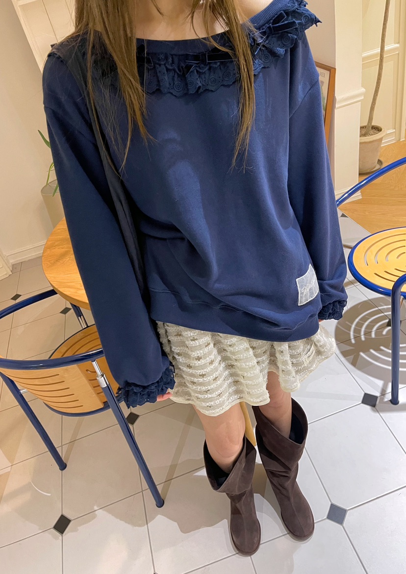 BOUTIQUE-L東大門㊣實拍女士新款熱賣真品人氣衛衣荷葉邊露肩BOUTIQUE-L衛衣