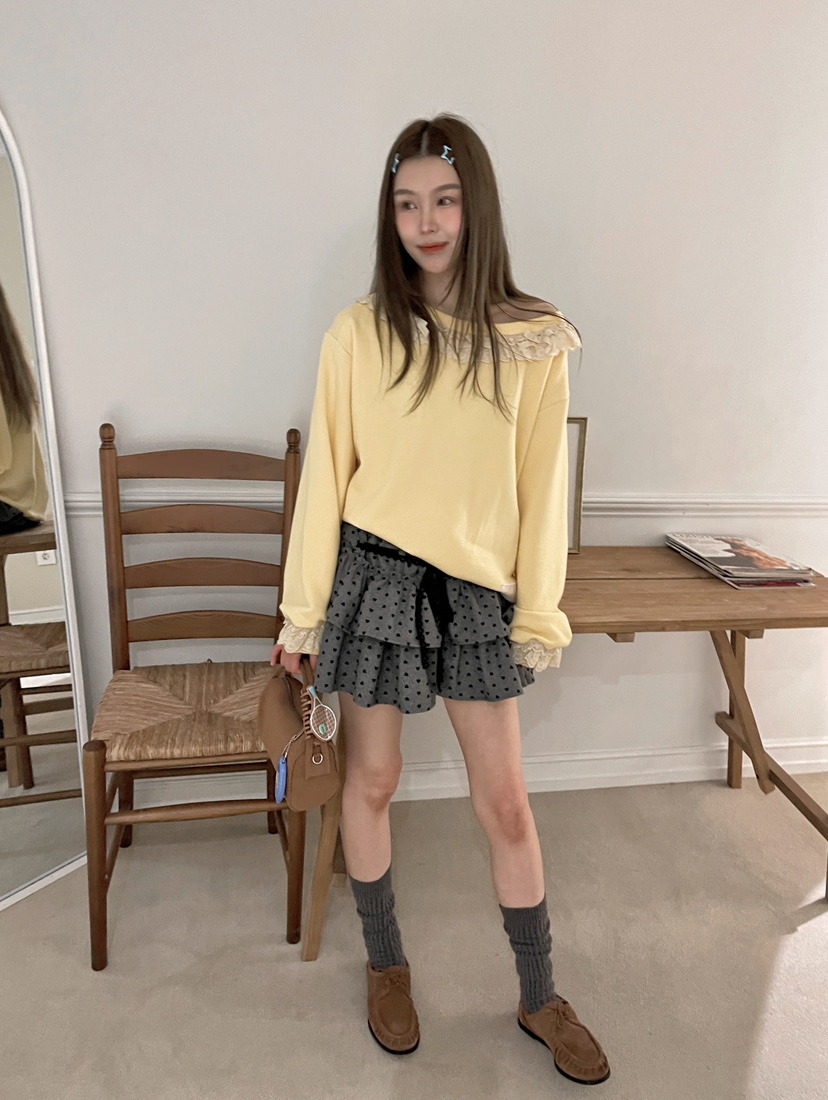 BOUTIQUE-L東大門㊣實拍女士新款熱賣真品人氣衛衣荷葉邊露肩BOUTIQUE-L衛衣