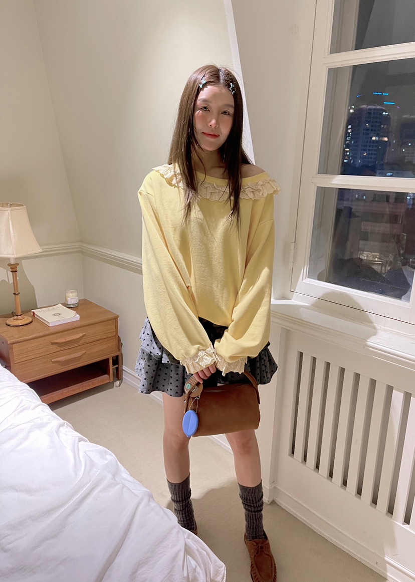 BOUTIQUE-L東大門㊣實拍女士新款熱賣真品人氣衛衣荷葉邊露肩BOUTIQUE-L衛衣