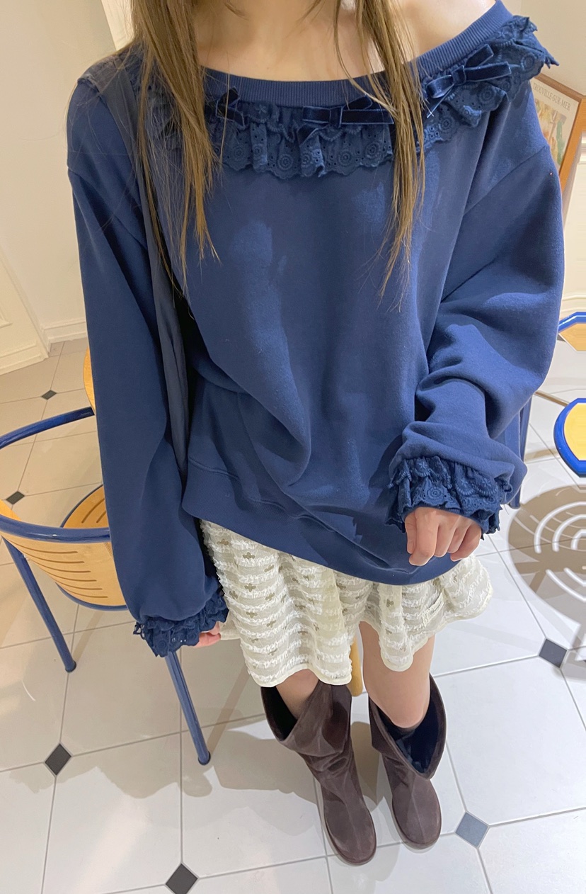 BOUTIQUE-L東大門㊣實拍女士新款熱賣真品人氣衛衣荷葉邊露肩BOUTIQUE-L衛衣圖色2