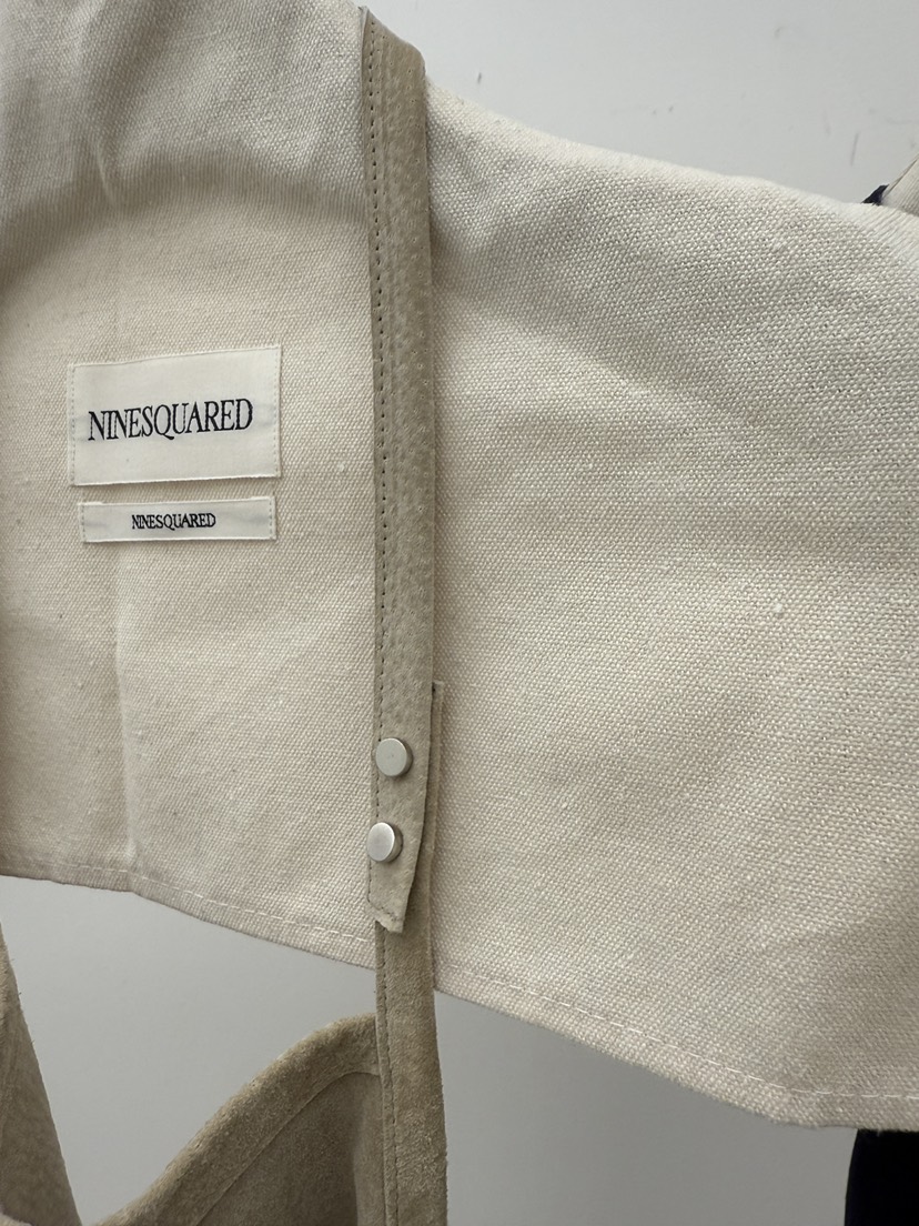 NINESQUARED東大門㊣代購女裝新品熱賣職業吊帶背心不含內搭NINESQUARED吊帶/背心
