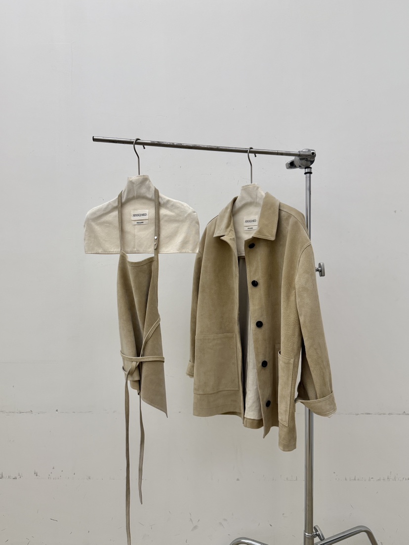 NINESQUARED東大門㊣代購女裝新品熱賣職業吊帶背心不含內搭NINESQUARED吊帶/背心