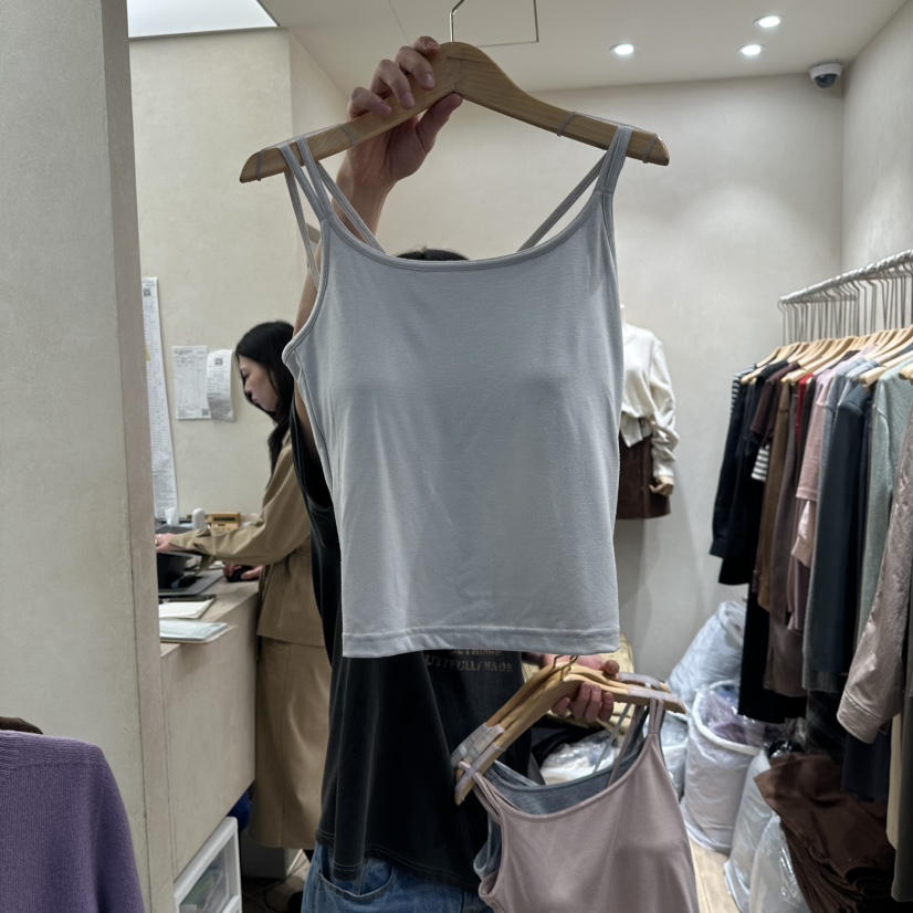 2ND GATE韓國代購㊣女裝新品人氣休閑時尚25秋冬熱賣吊帶背心2ND GATE吊帶/背心圖色2淺灰色