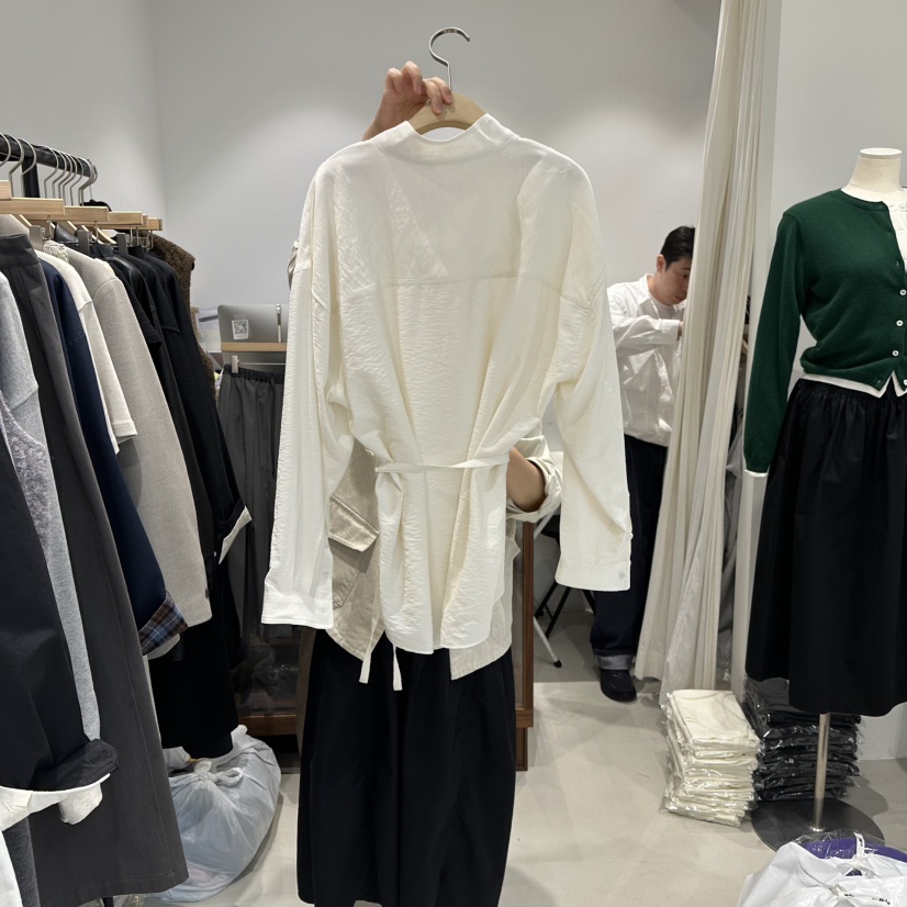 IRVINE東大門㊣直郵女裝新款休閑熱賣人氣真品時尚襯衫蕾絲衫IRVINE襯衫/蕾絲衫