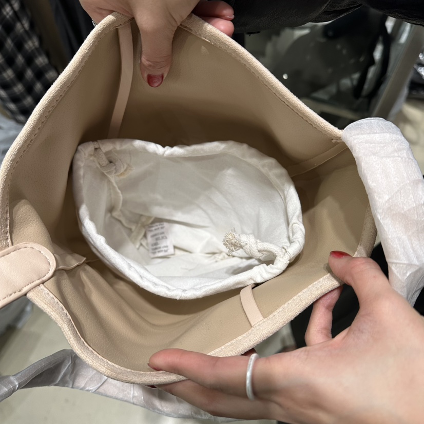 MELO韓國直郵㊣女裝新品休閑職業人氣25秋冬真品單肩斜跨包MELO單肩/斜跨包
