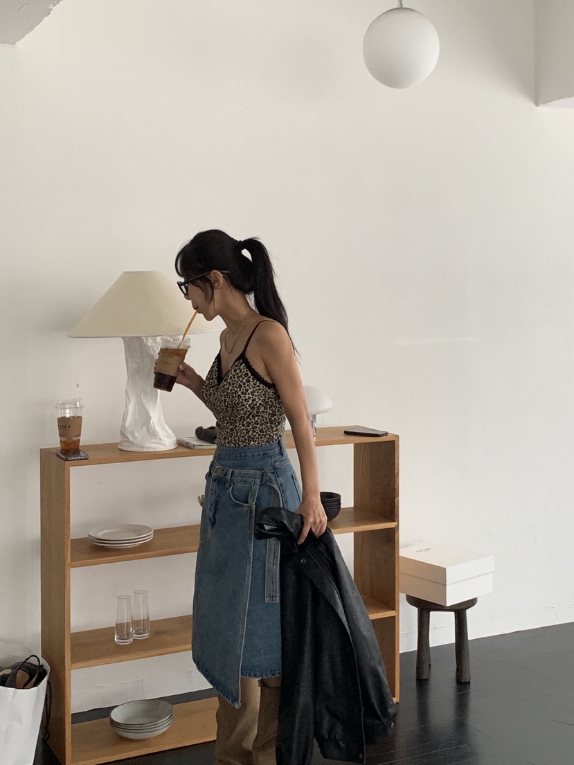 SUNDER MARKET韓國直郵㊣女士新款時尚休閑熱賣半身裙中短裙SUNDER MARKET半身裙/中短裙