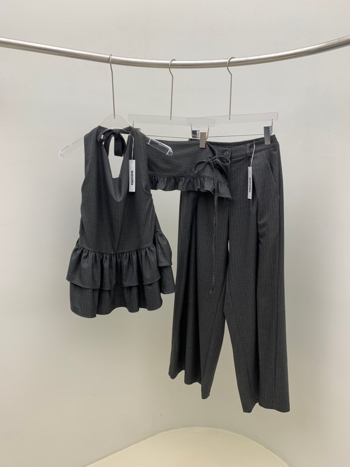 SEOLO東大門㊣實拍女裝新款真品時尚職業推薦吊帶背心荷葉邊Seolo seoul吊帶/背心