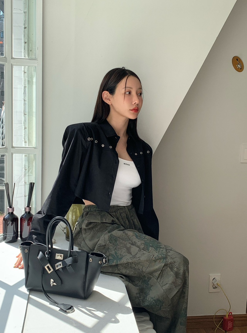 REVE CITE-L韓國直郵㊣女士新品休閑25秋冬襯衫蕾絲衫短款REVE CITE襯衫/蕾絲衫