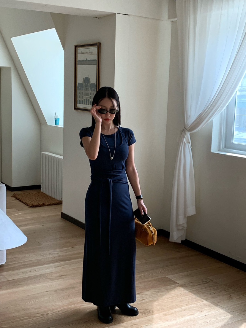 REVE CITE-L韓國直郵㊣女士新品職業熱賣時尚人氣連衣裙破洞REVE CITE連衣裙圖色2
