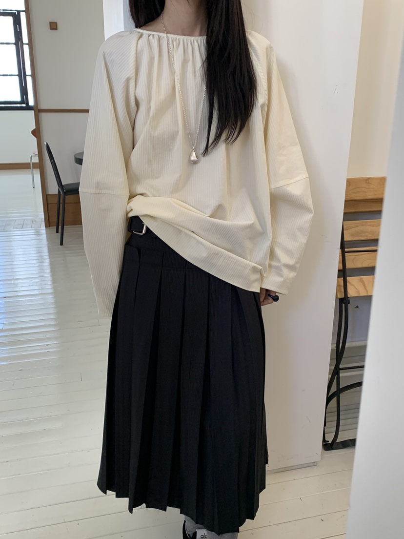 OURS韓國代購㊣女裝新款職業時尚推薦人氣熱賣襯衫蕾絲衫褶皺OURS襯衫/蕾絲衫