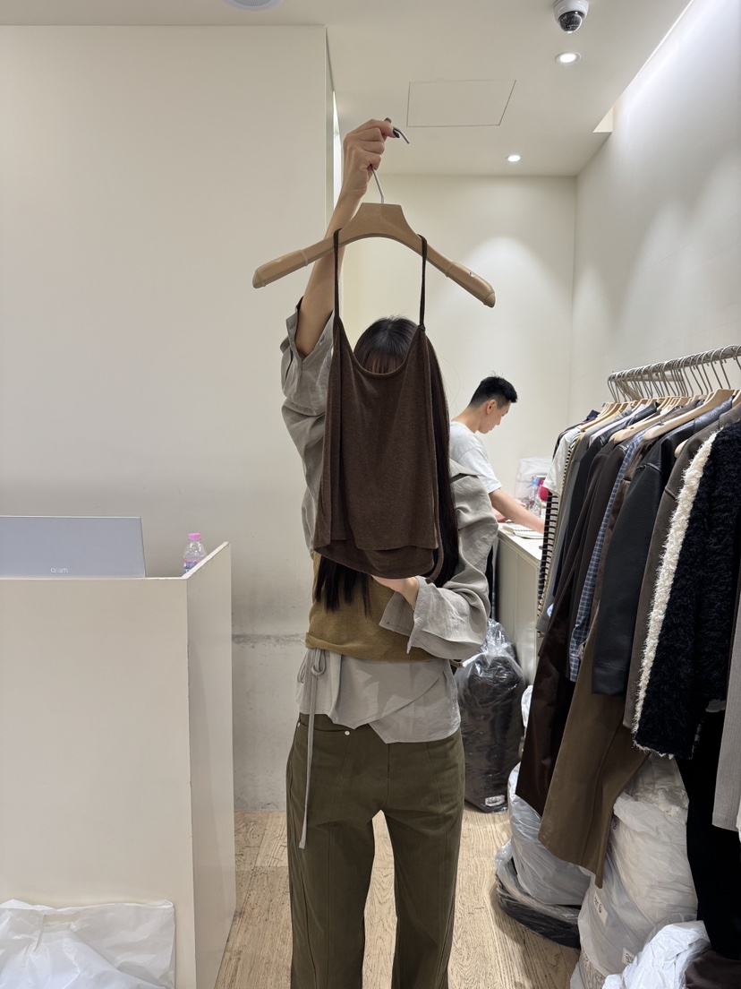 FLOWER-L東大門㊣直郵女士新款時尚休閑職業真品25秋冬吊帶背心FLOWER-L吊帶/背心圖色3