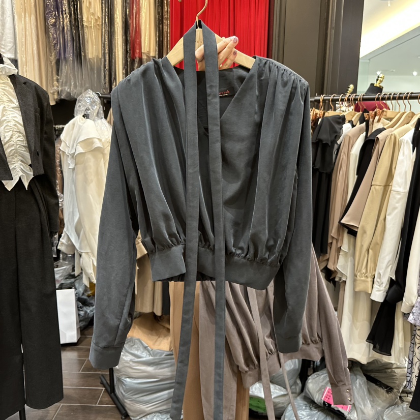HERISH-HAUTE韓國直郵㊣女裝新品人氣25秋冬襯衫蕾絲衫含脖帶HERISH-HAUTE襯衫/蕾絲衫圖色4