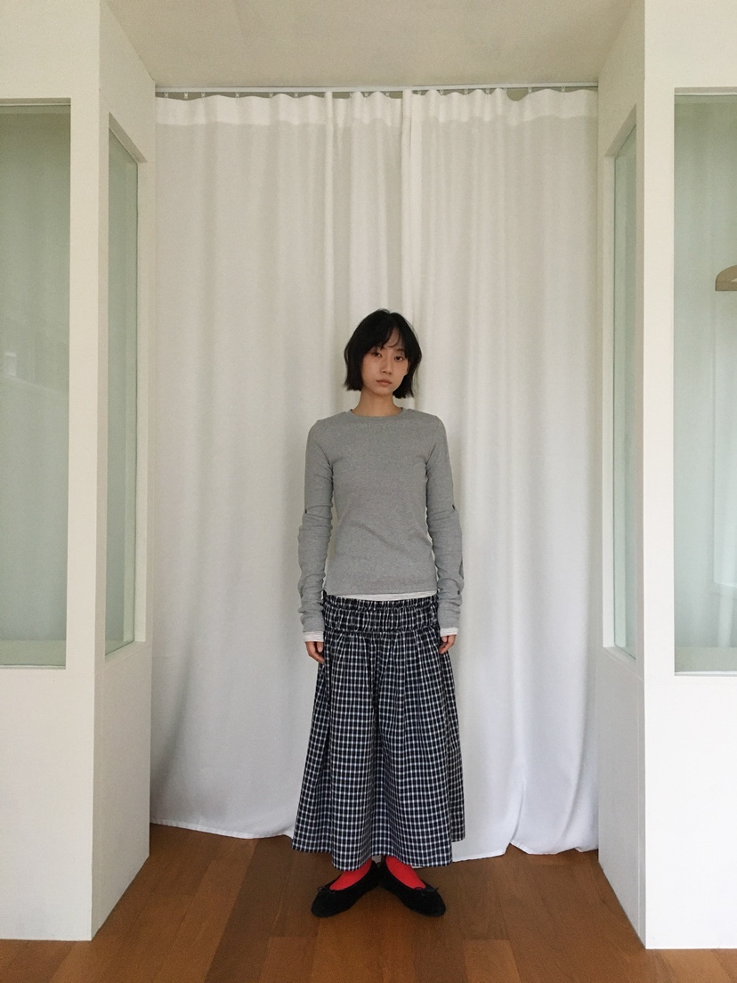 CCW韓國直郵㊣女士新款時尚推薦職業人氣真品25秋冬長袖T恤CCW--NYUNYU長袖T恤