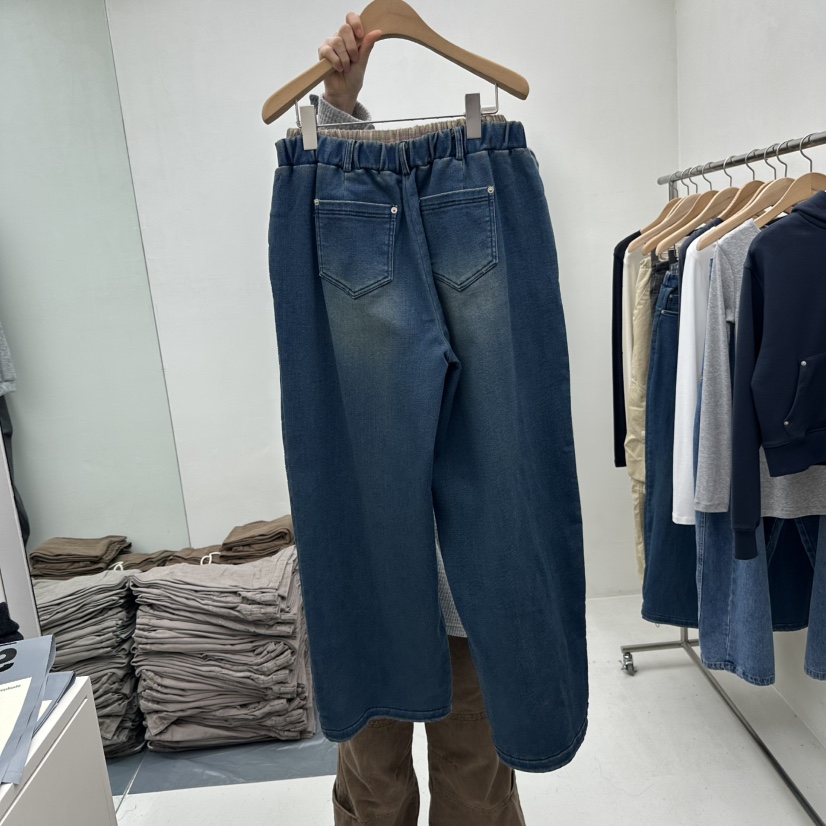 CHAV韓國代購㊣女士新款熱賣人氣25秋冬時尚職業推薦牛仔褲CHAV牛仔褲