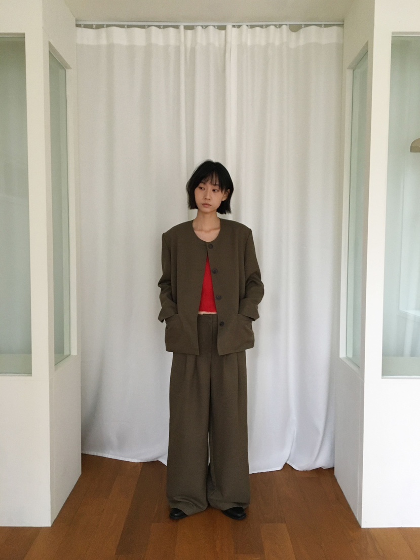 CCW韓國代購㊣女士新品真品推薦熱賣休閑職業時尚人氣25秋冬夾克CCW--NYUNYU夾克