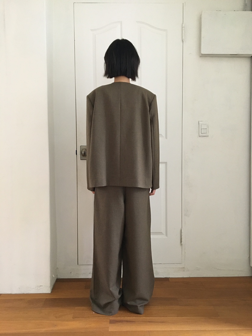 CCW韓國代購㊣女士新品真品推薦熱賣休閑職業時尚人氣25秋冬夾克CCW--NYUNYU夾克