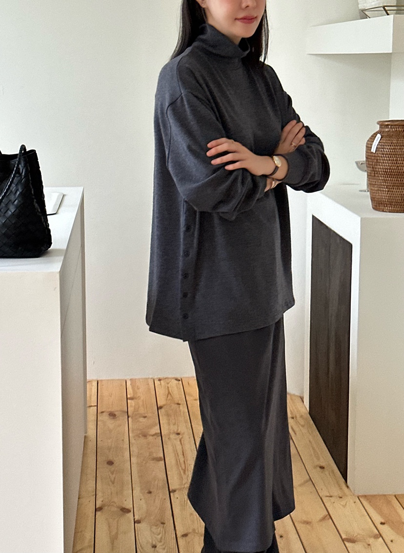 LE VASE東大門㊣直郵女裝新品職業熱賣真品時尚25秋冬長袖T恤LE VASE長袖T恤