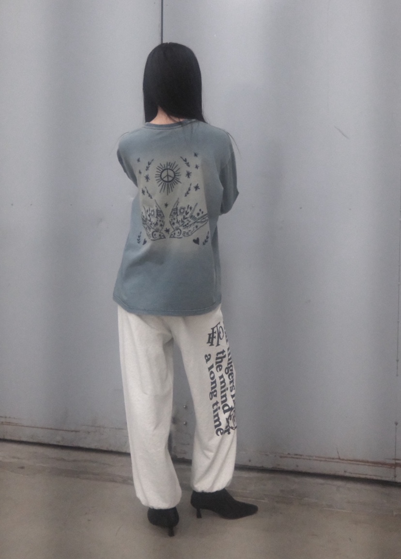FIFO韓國直郵㊣女士新款熱賣人氣職業25秋冬推薦長袖T恤刺繡FIFO長袖T恤
