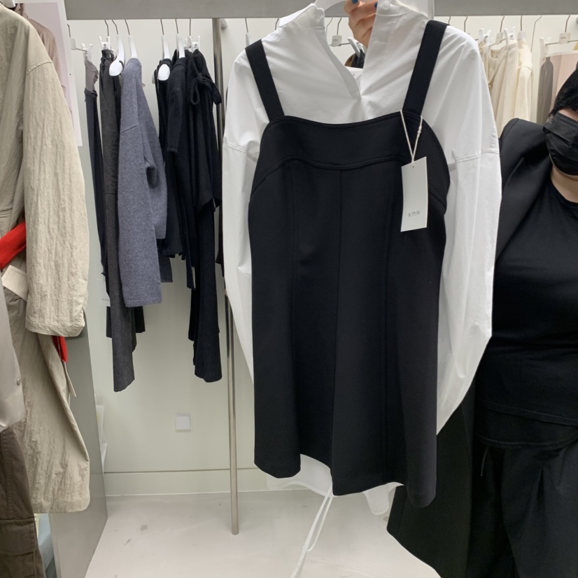 NUTPLAN韓國代購㊣女裝新品真品熱賣推薦時尚連衣裙不含內搭NUTPLAN連衣裙圖色1
