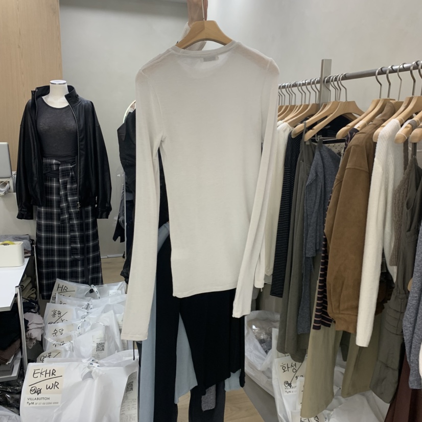 VILLABUTTON東大門㊣代購女裝新品人氣時尚職業真品長袖T恤VILLABUTTON長袖T恤