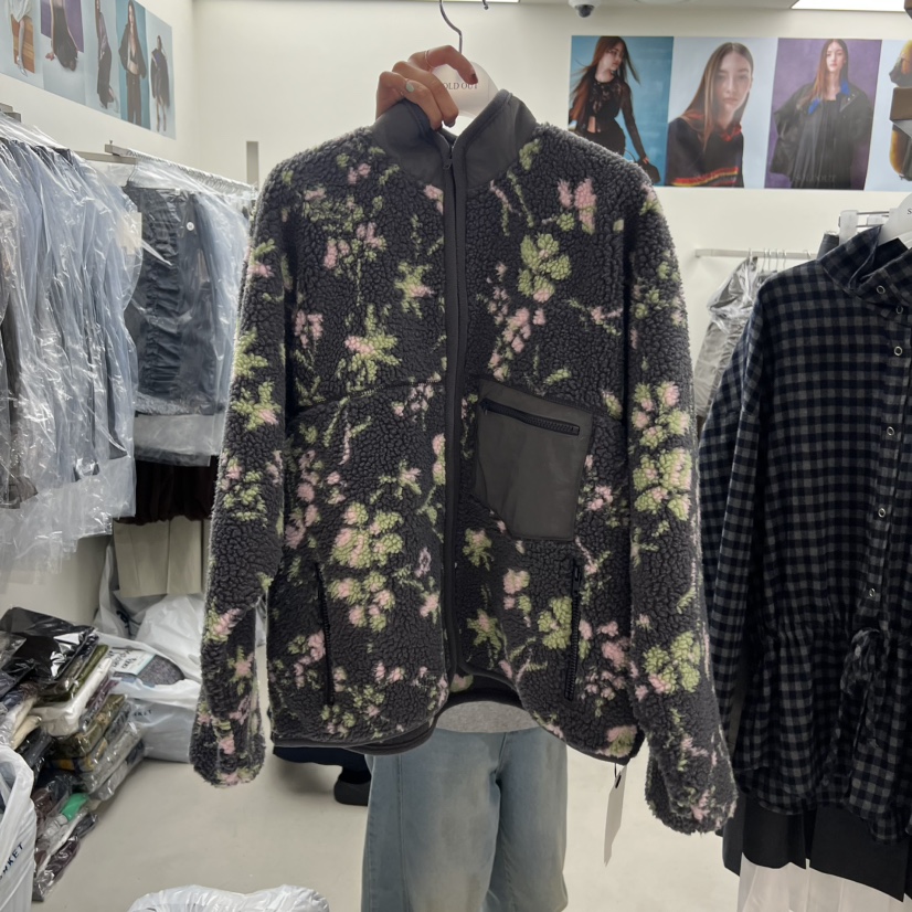 SOLD OUT韓國代購㊣女裝新品熱賣25秋冬職業推薦人氣時尚夾克SOLD OUT夾克圖色1