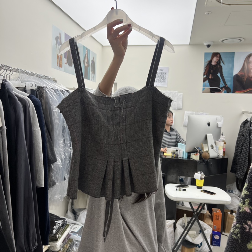 SOLD OUT東大門㊣代購女裝新款人氣25秋冬休閑吊帶背心格紋SOLD OUT吊帶/背心