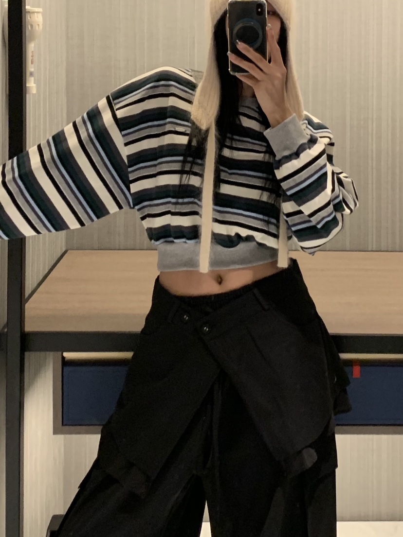 BADCALM韓國直郵㊣女士新品熱賣真品推薦時尚人氣休閑職業衛衣BADCALM衛衣