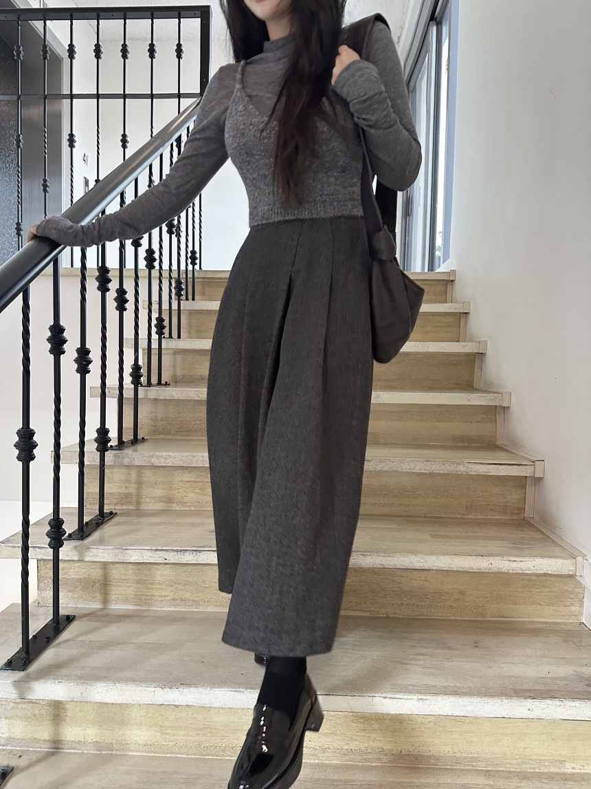 FRILL-T東大門㊣直郵女裝新品真品人氣休閑長裙人字形褶裙FRILL-T長裙