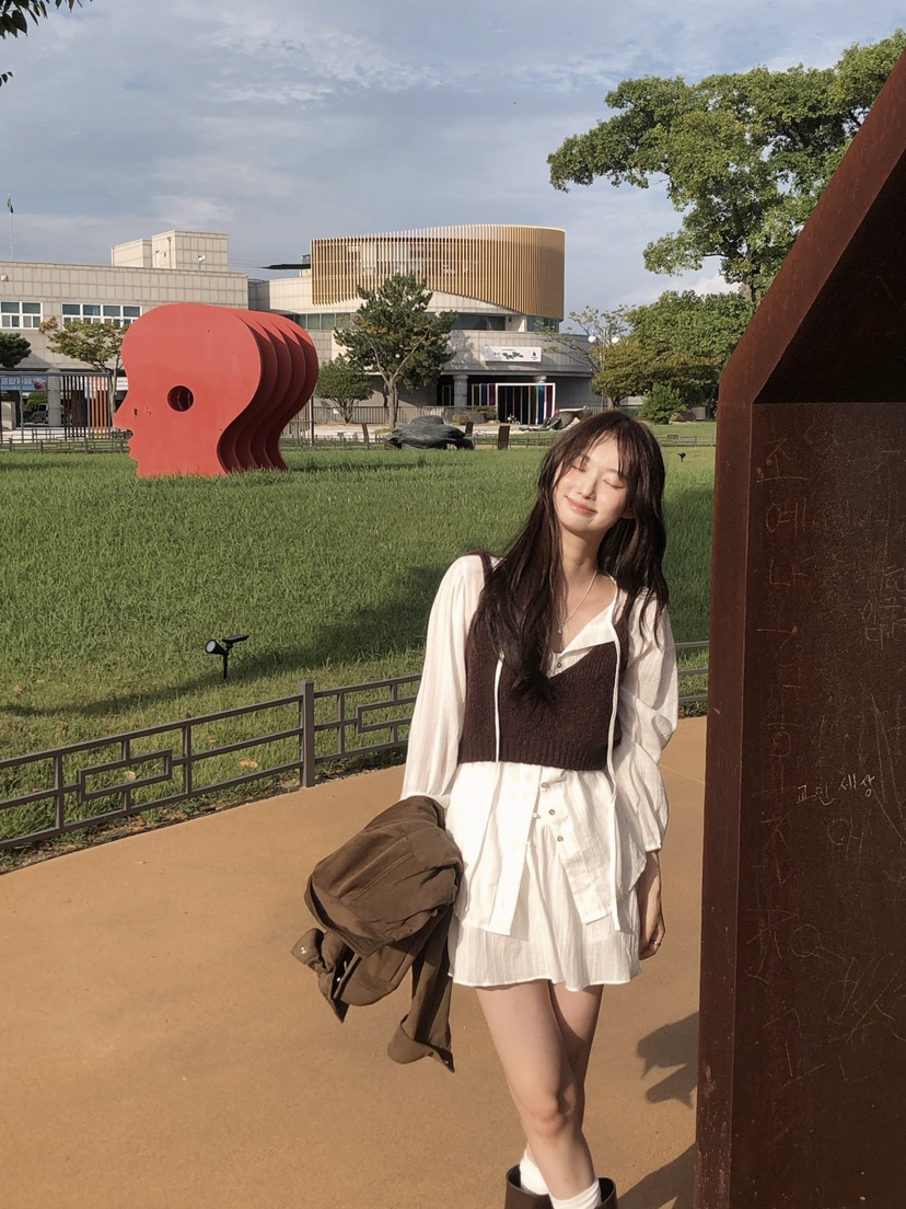FRILL-T韓國代購㊣女裝新款熱賣職業推薦25秋冬套裝兩件套FRILL-T套裝