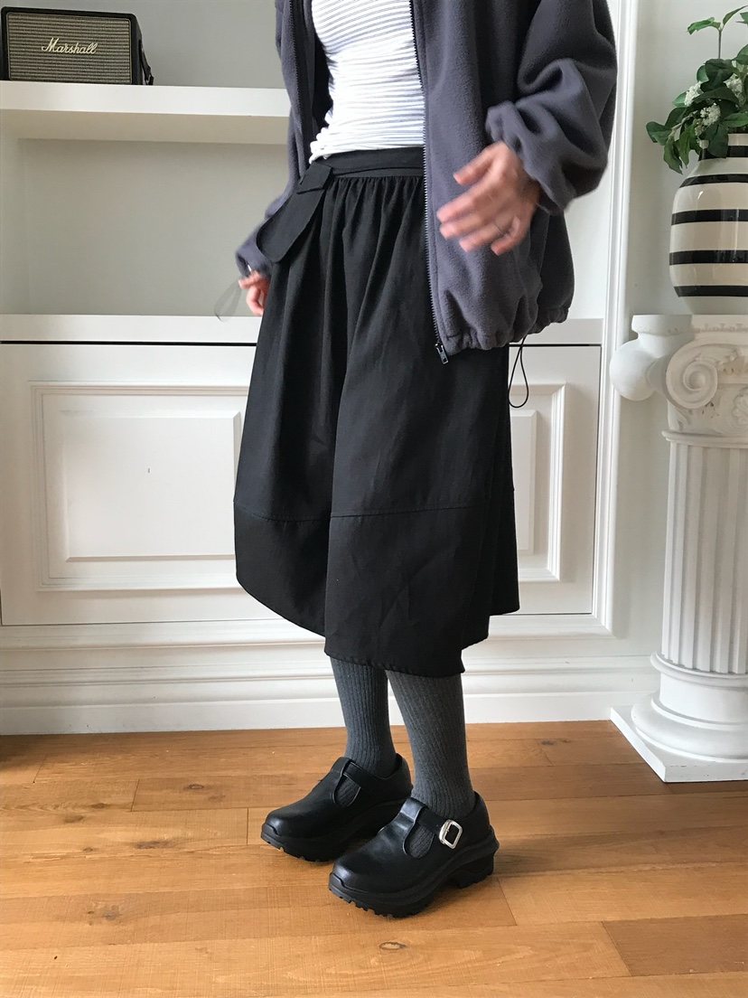 ESCHER東大門㊣代購女裝新款熱賣人氣職業半身裙中短裙含腰繩ESCHER半身裙/中短裙
